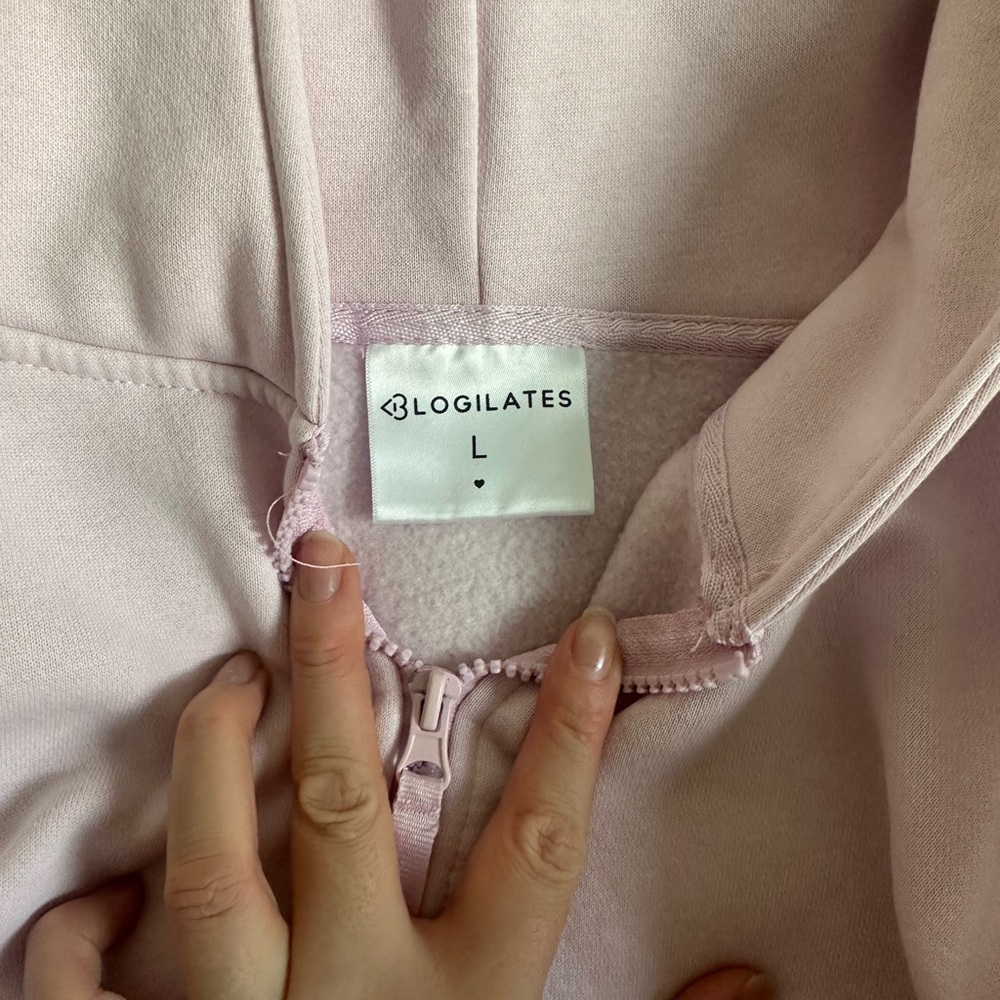 BLOGILATES Light Pink Marshmallow Zip-Up Hoodie Oversized L